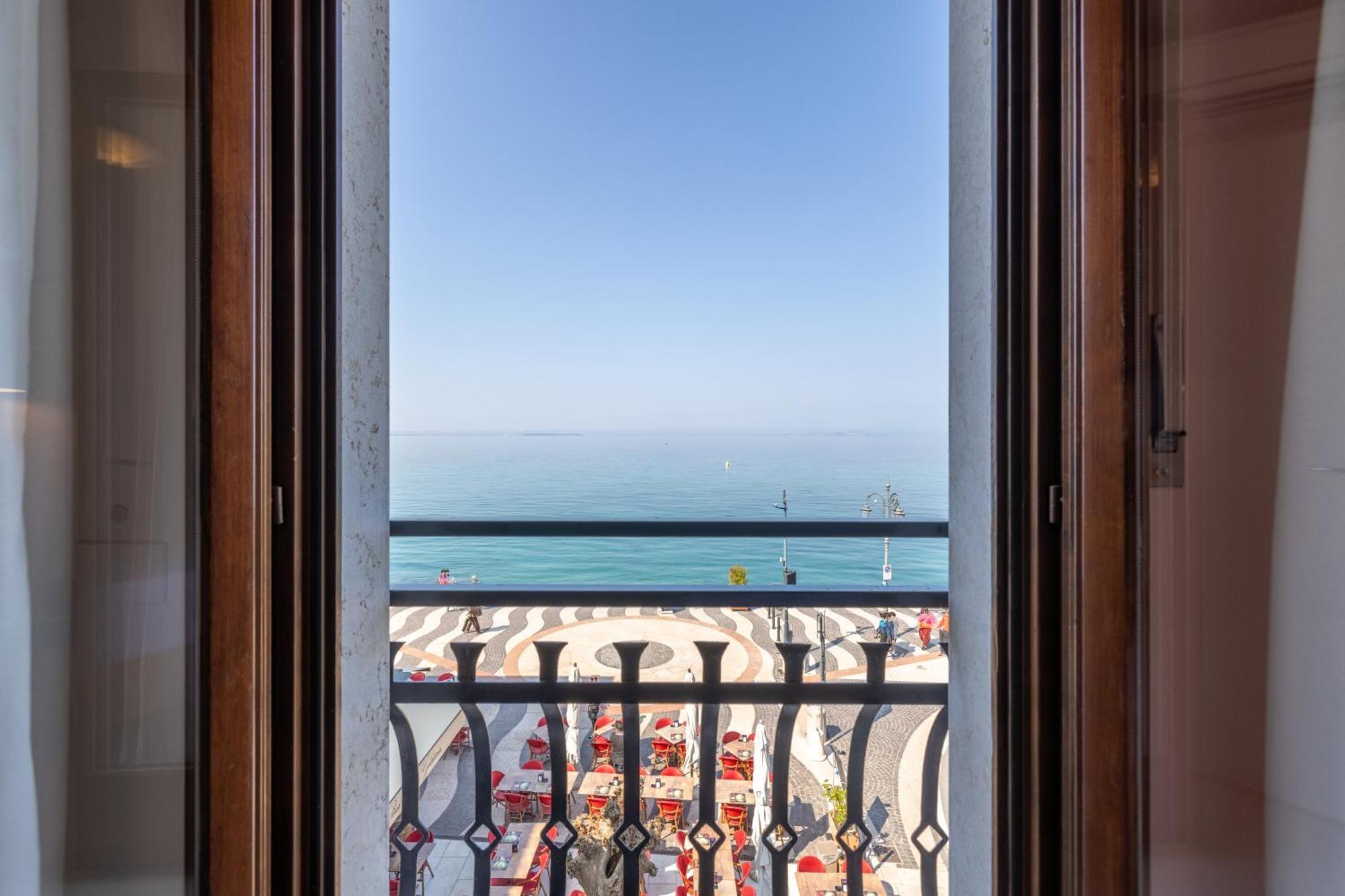 La Vista Postcard Hotel Лацизе Экстерьер фото